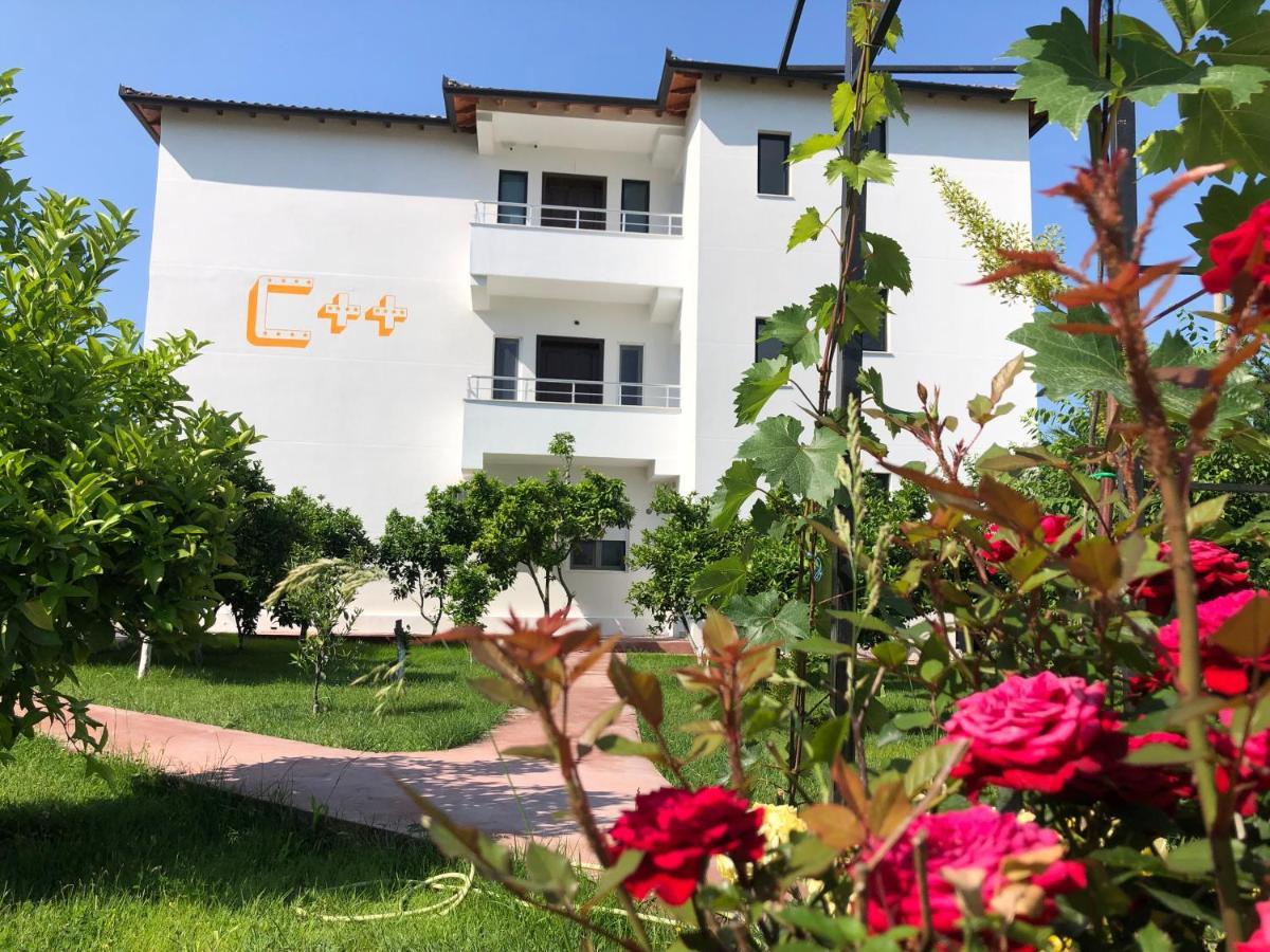 Hotel Vila C Plus Plus Берат Экстерьер фото